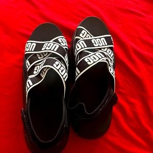 UGG L.A. Cloud Sandal